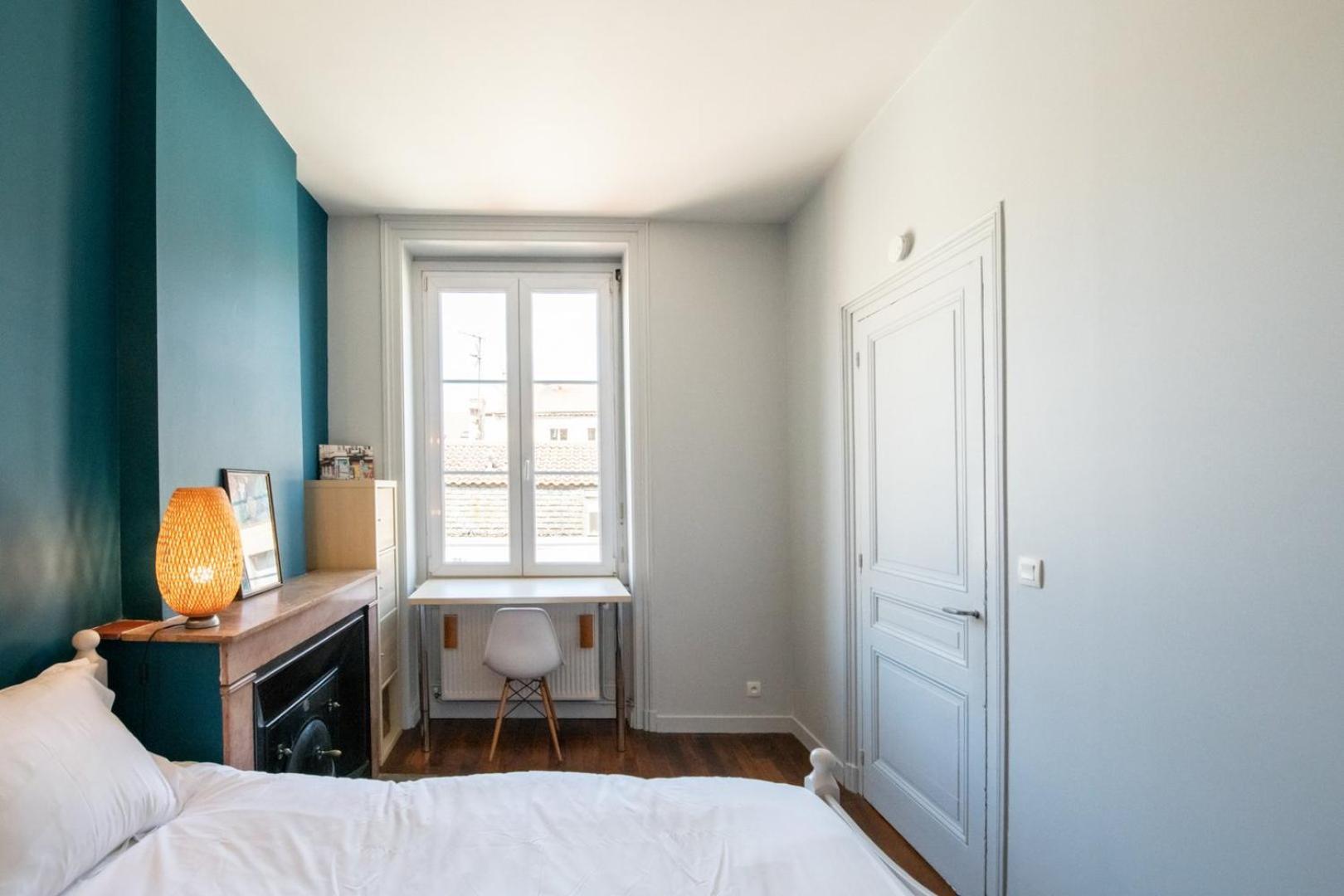 L'Indigo- Coup De Coeur Canut - Croix Rousse Lyon Buitenkant foto